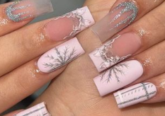 Top Nails