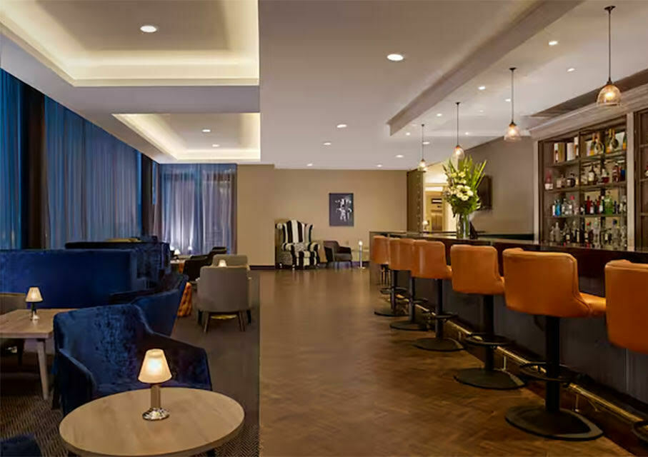DoubleTree by Hilton Hull