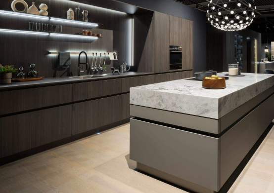 Tolle Kitchens