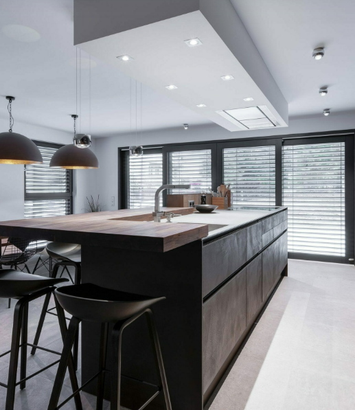 Tolle Kitchens