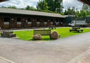 Rowley Manor Stables