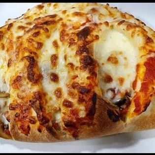 Titanic Pizza