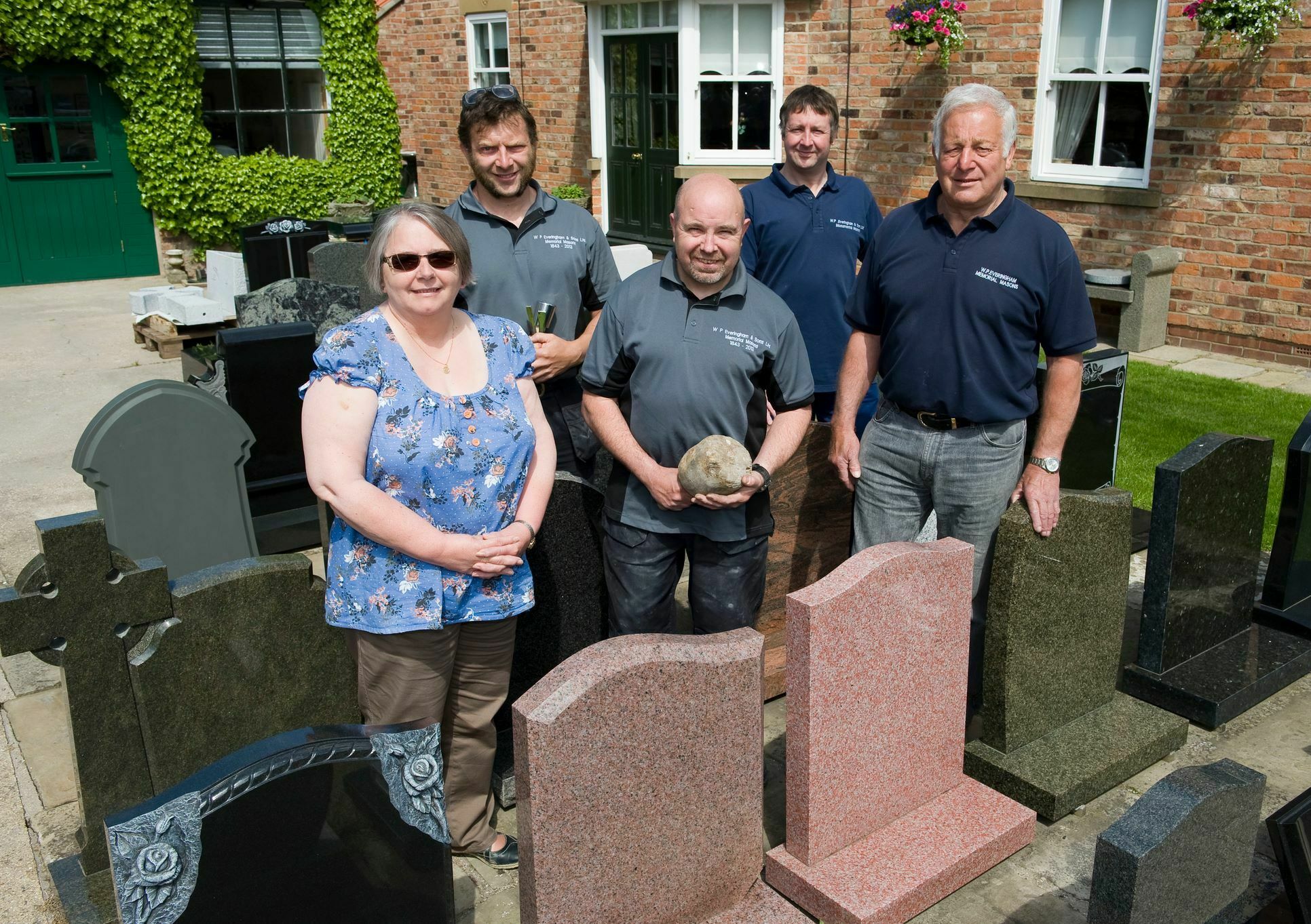 W P Everingham & Sons Ltd Memorial Masons